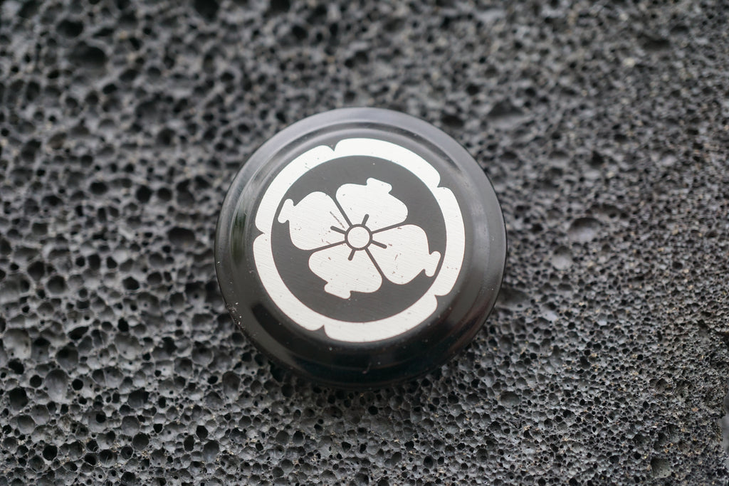 Japanese Sake Cap Magnet Set – Graphic & Emblem Collection❺