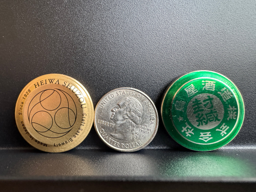 Japanese Sake Cap Magnet Set – Graphic & Emblem Collection❺