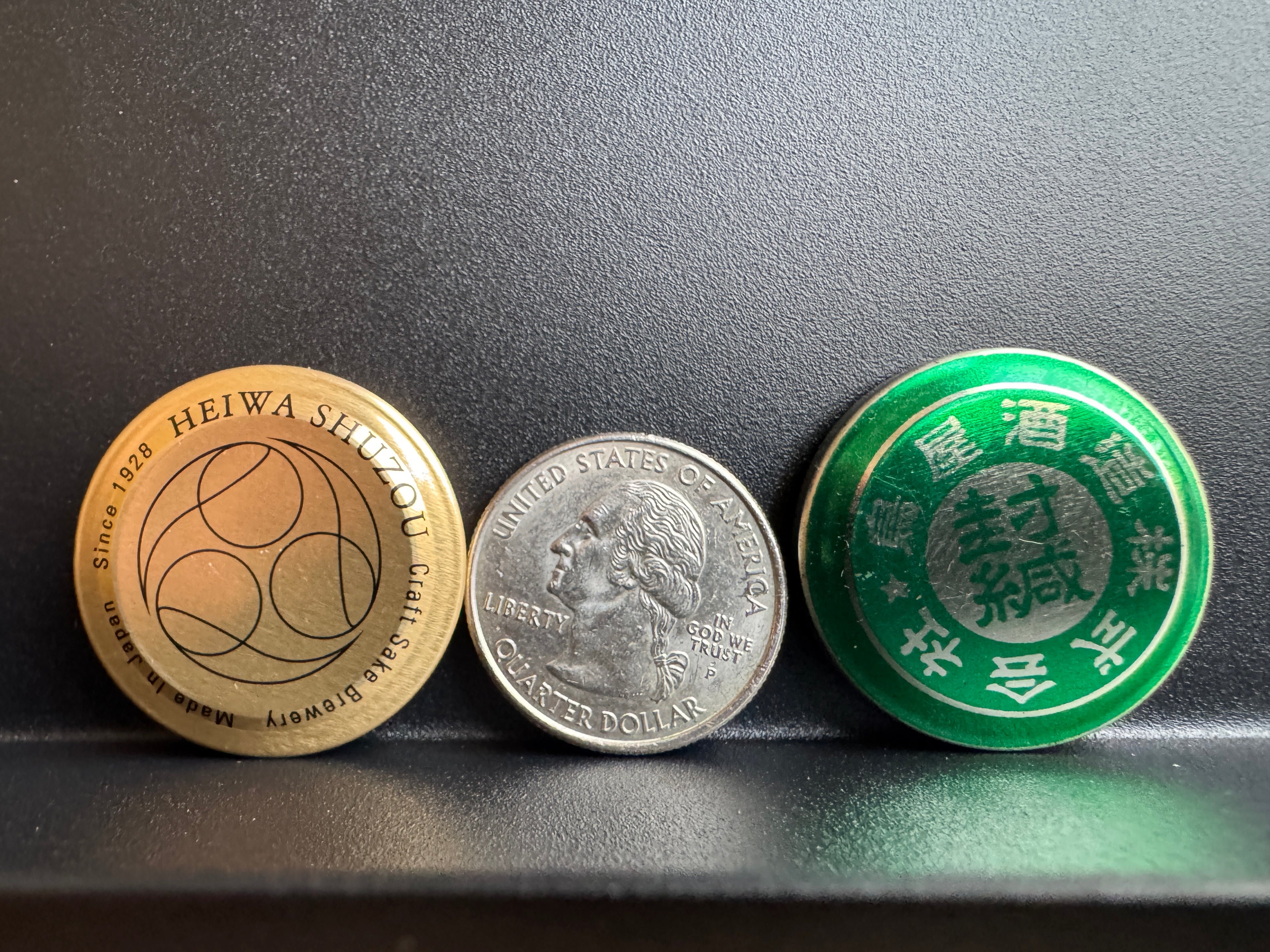 Japanese Sake Cap Magnet Set – Graphic & Emblem Collection❺
